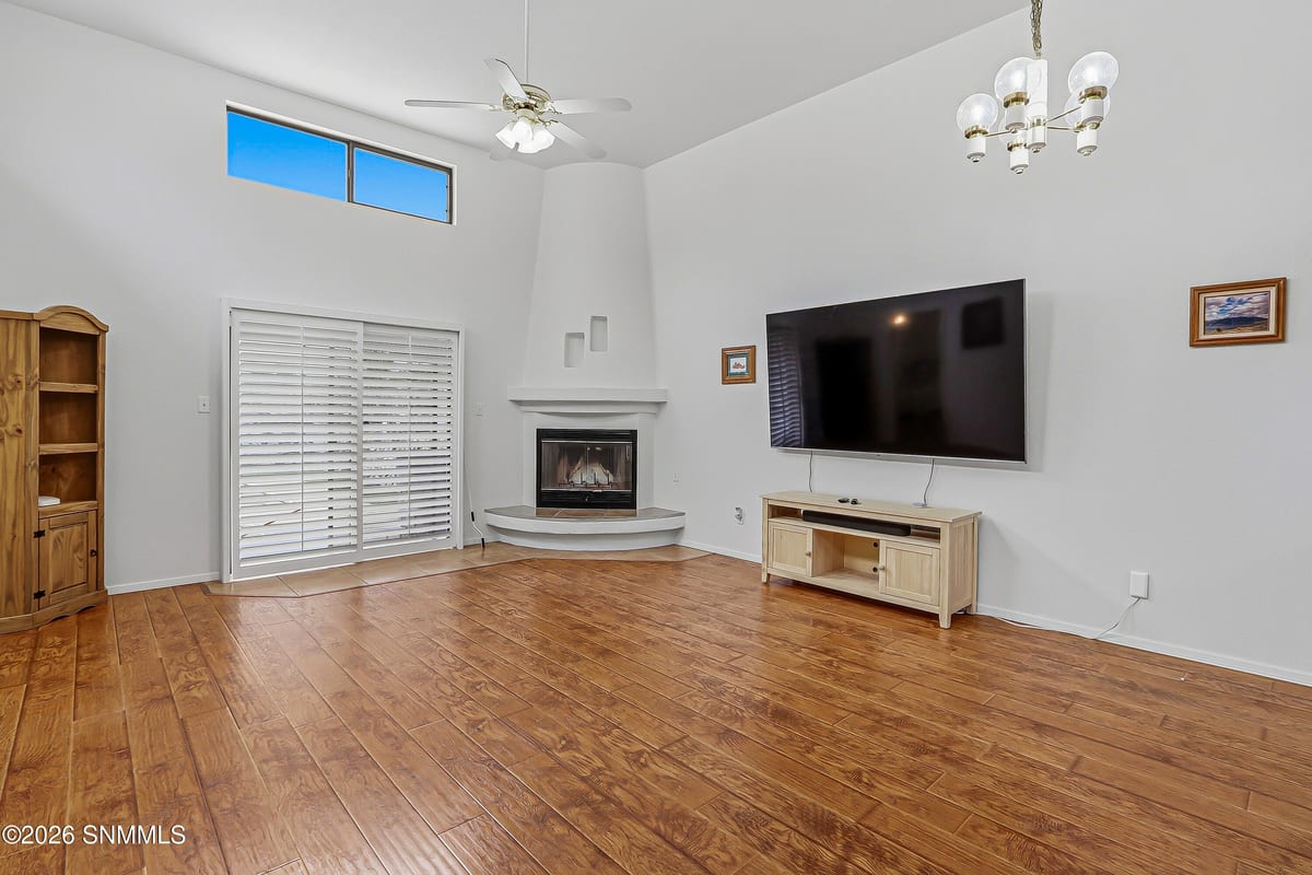 2048 Pine Needle Way, Las Cruces, NM 88012 photo 10