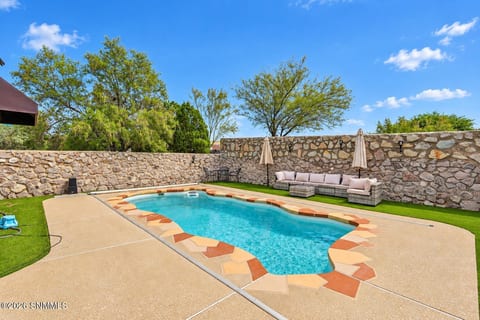 2048 Pine Needle Way home for sale