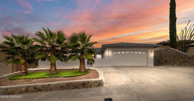 2572 Scenic Crest Loop, Las Cruces, NM – 4 bedroom, 1,633 sqft single family residence for sale at $299,000