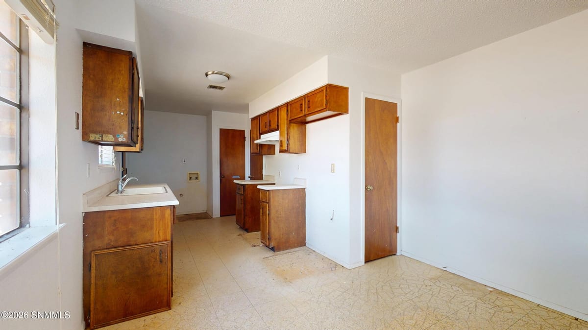 2665 La Luz Street, Las Cruces, NM 88007 photo 12