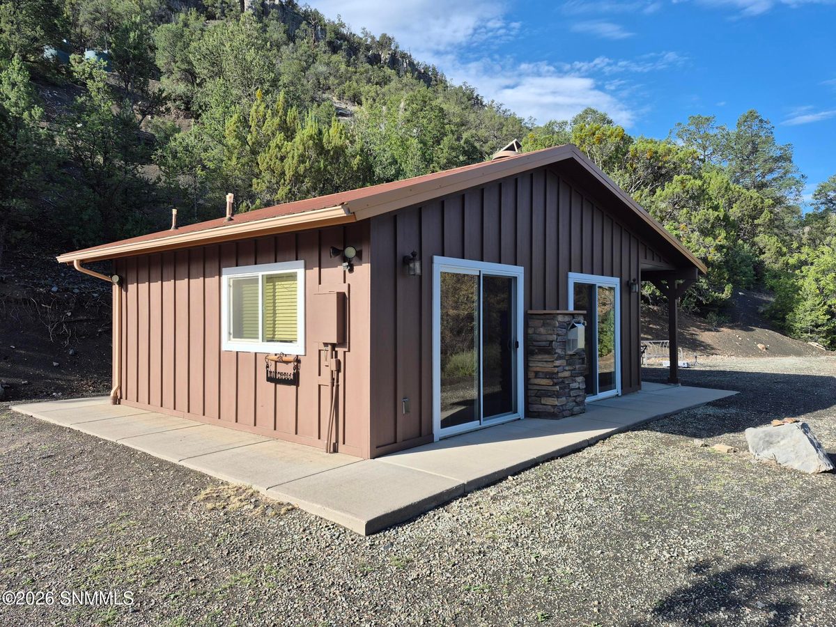 104 Georgetown Road, Mimbres, NM 88049 photo 9