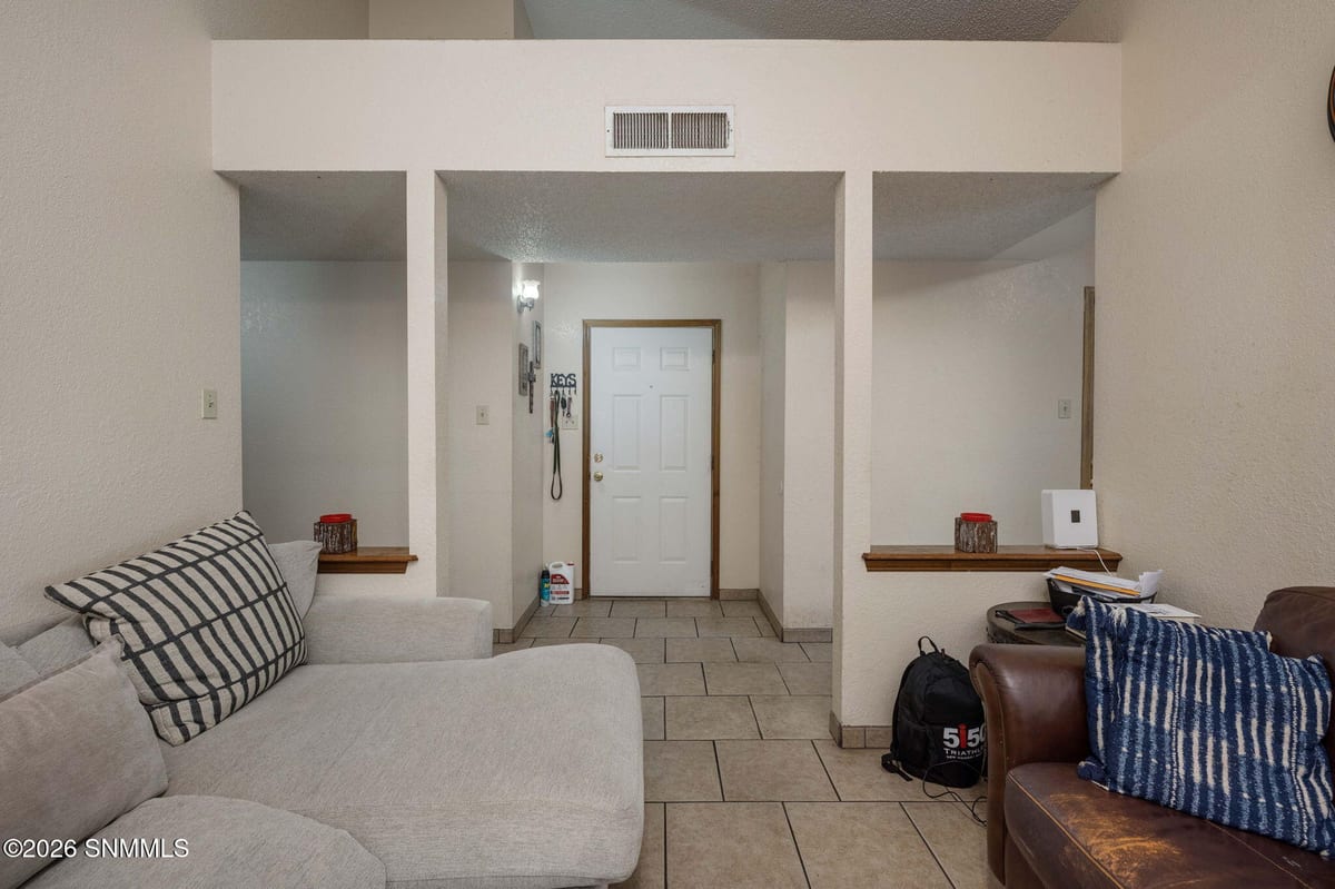 432 Lupton Place, Las Cruces, NM 88001 photo 3