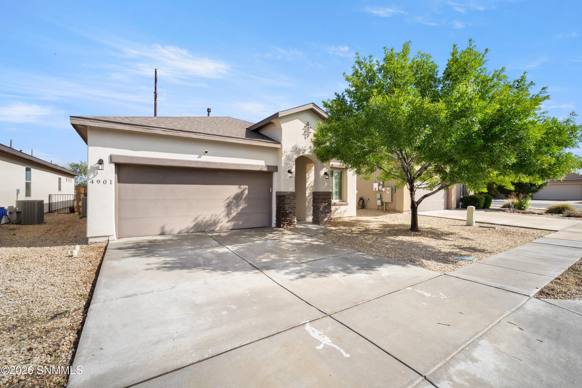4901 Califa Avenue, Las Cruces, NM 88012 photo 2