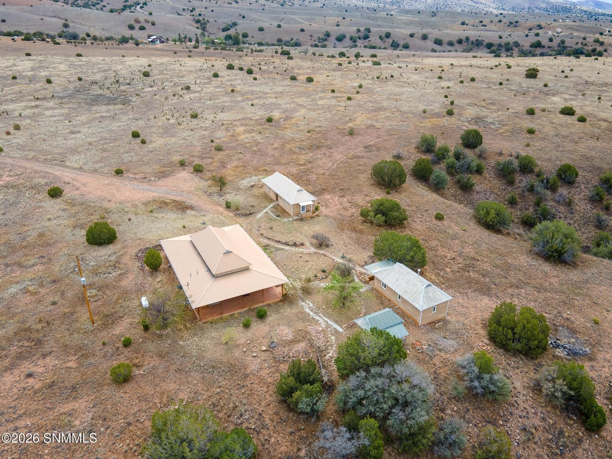 89 Wilson Road, San Lorenzo, NM 88041 photo 2