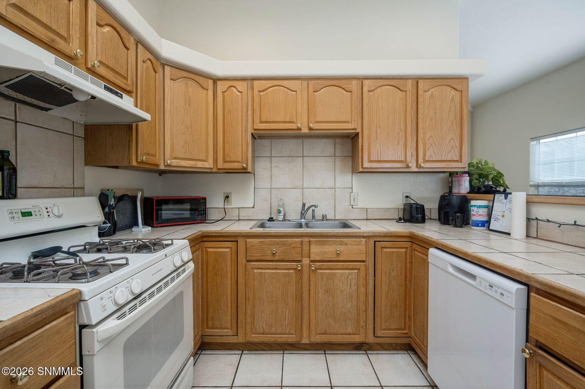 1982 Bentley Drive, Las Cruces, NM 88001 photo 11