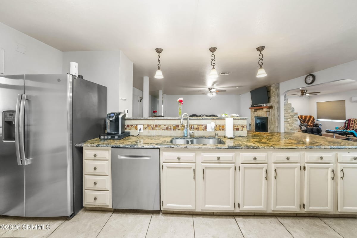 4207 E Winchester Road, Las Cruces, NM 88011 photo 15