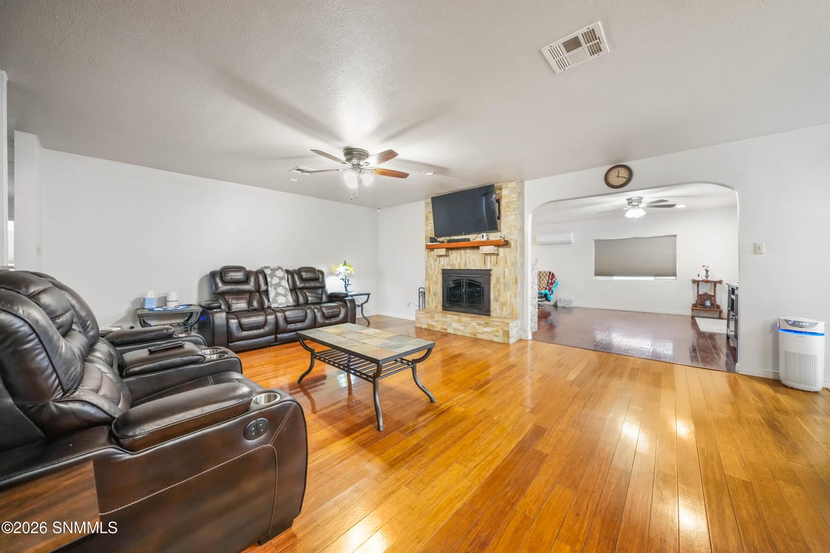 4207 E Winchester Road, Las Cruces, NM 88011 photo 10
