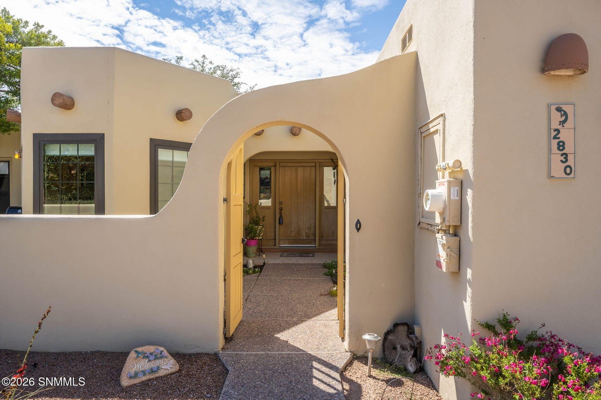 2830 Teresita Street, Las Cruces, NM 88005 photo 3