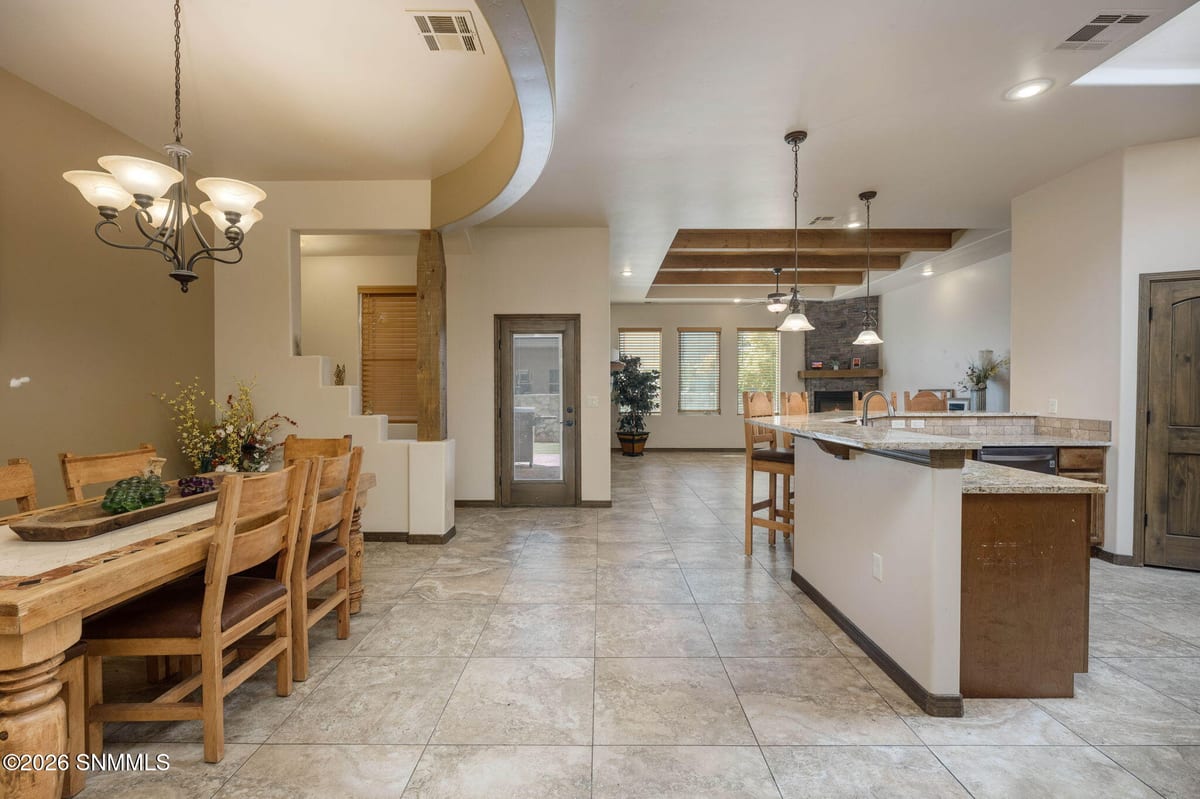 3712 Santa Minerva Avenue, Las Cruces, NM 88012 photo 6