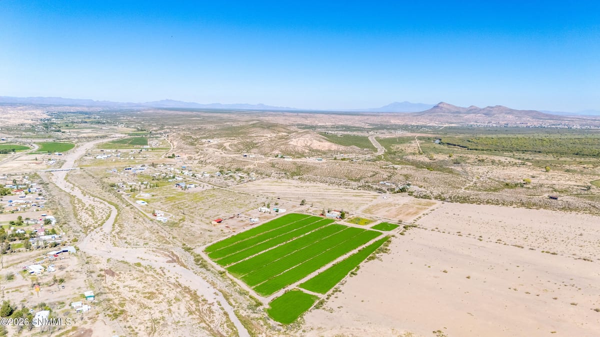 63 Paloma Blanca Road, Williamsburg, NM 87942 photo 11