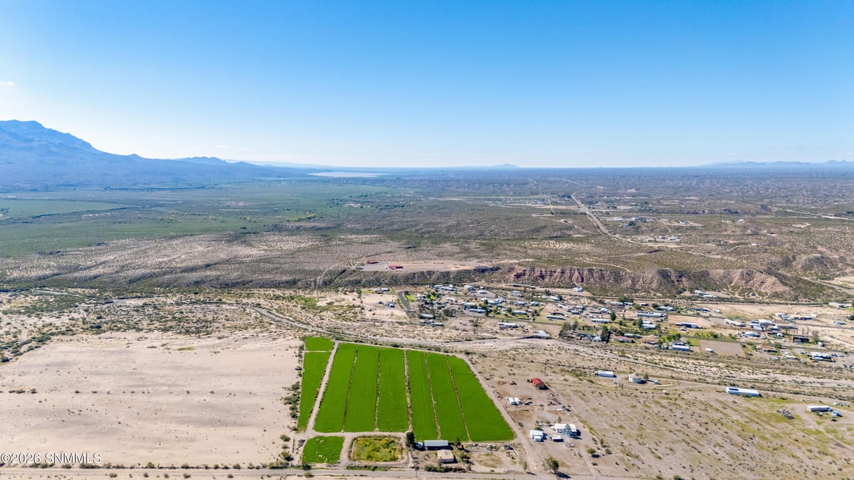 63 Paloma Blanca Road, Williamsburg, NM 87942 photo 14