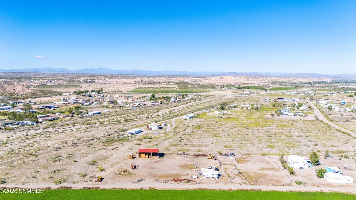 63 Paloma Blanca Road, Williamsburg, NM 87942 photo 3