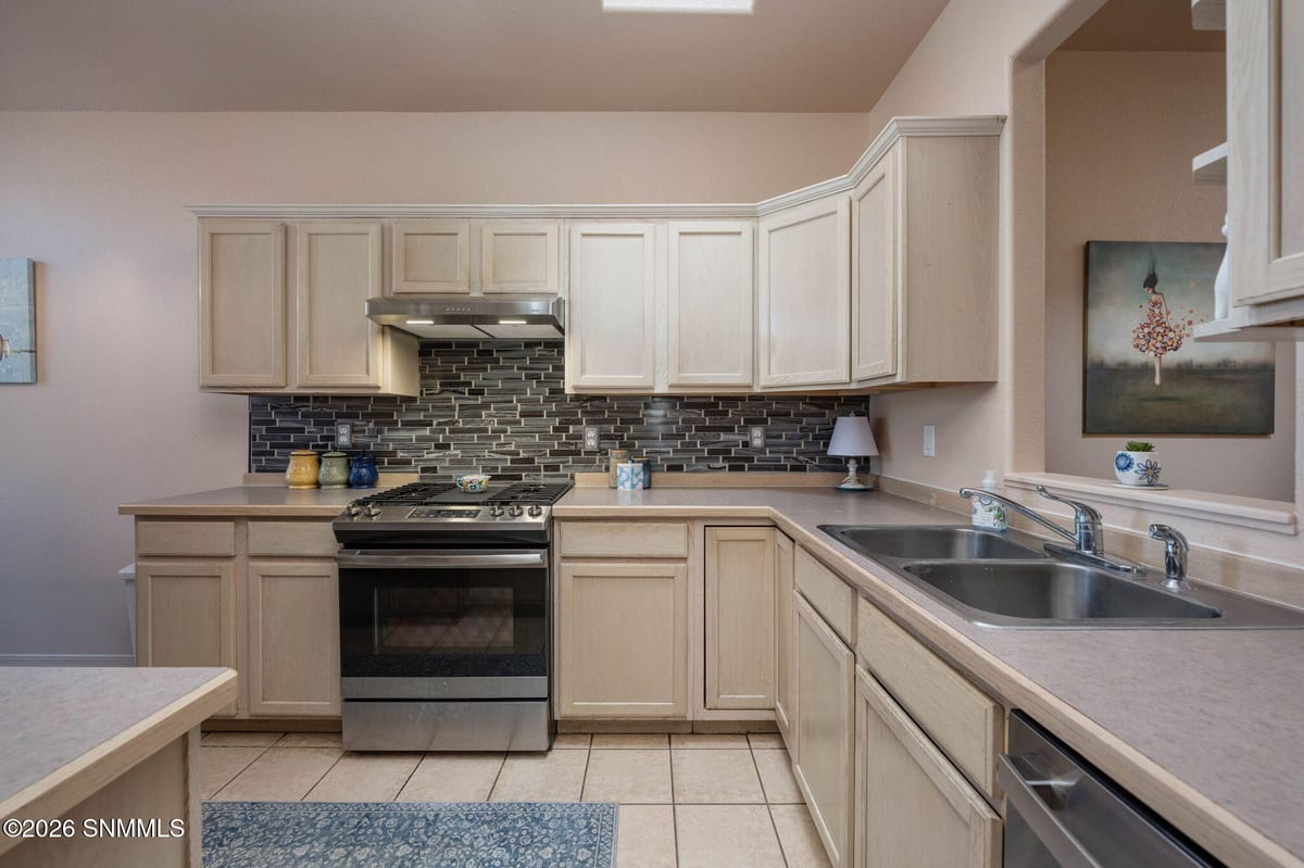 2484 Sunridge Drive, Las Cruces, NM 88012 photo 15
