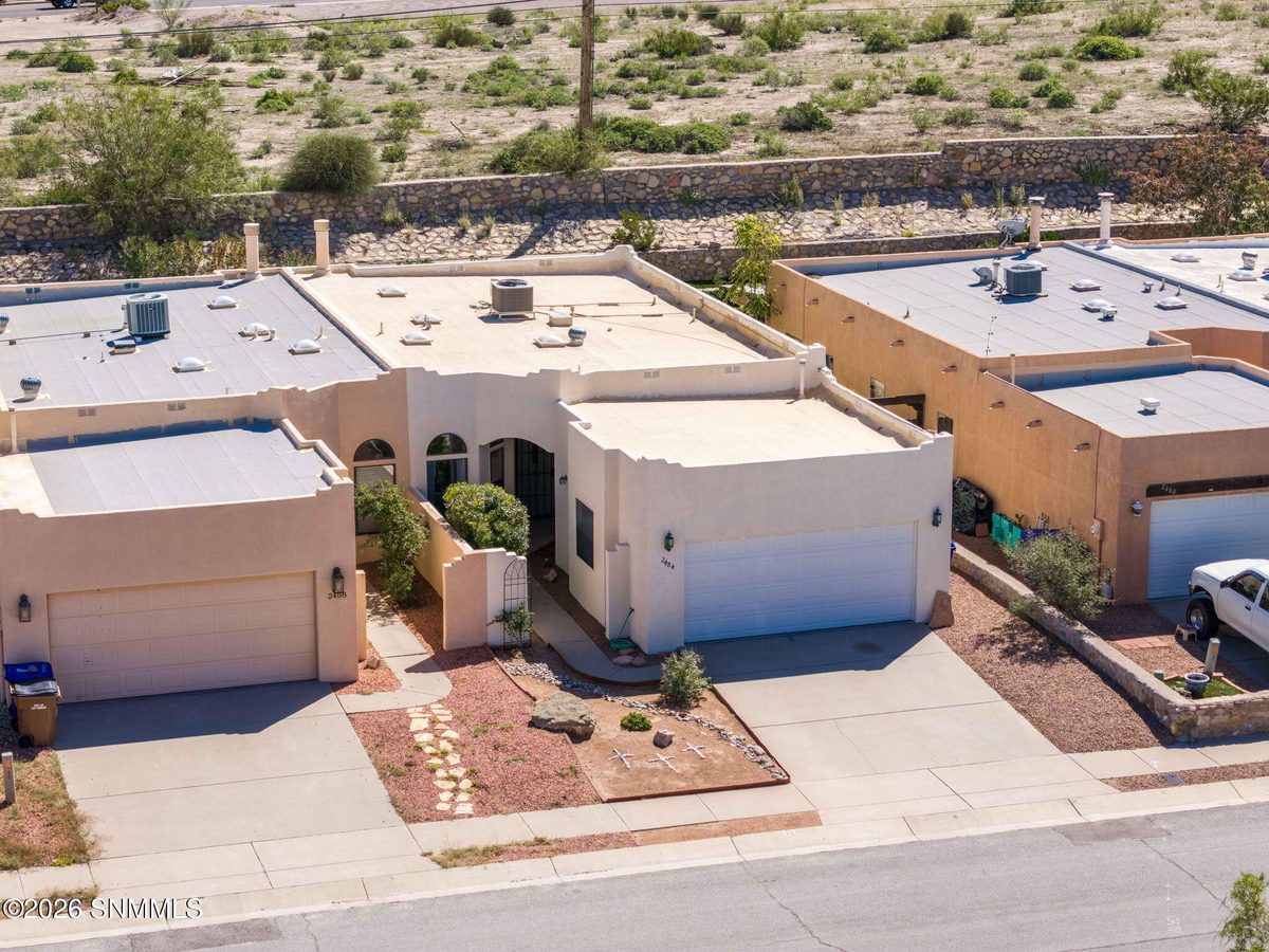 2484 Sunridge Drive, Las Cruces, NM 88012 photo 2
