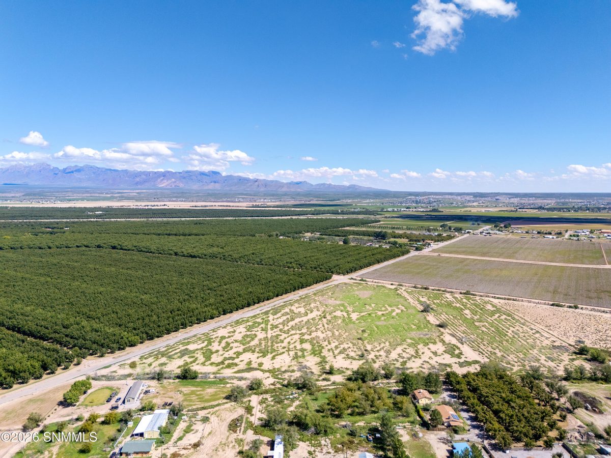400 Lister Avenue, La Mesa, NM 88044 photo 2