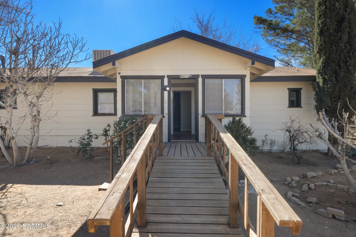 9618 Butterfield Boulevard, Las Cruces, NM 88011 photo 2