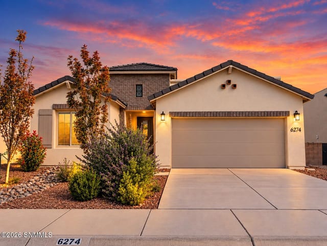 6274 Recoleta Road, Las Cruces, NM – 4 bedroom, 1,744 sqft single family residence for sale at $335,000