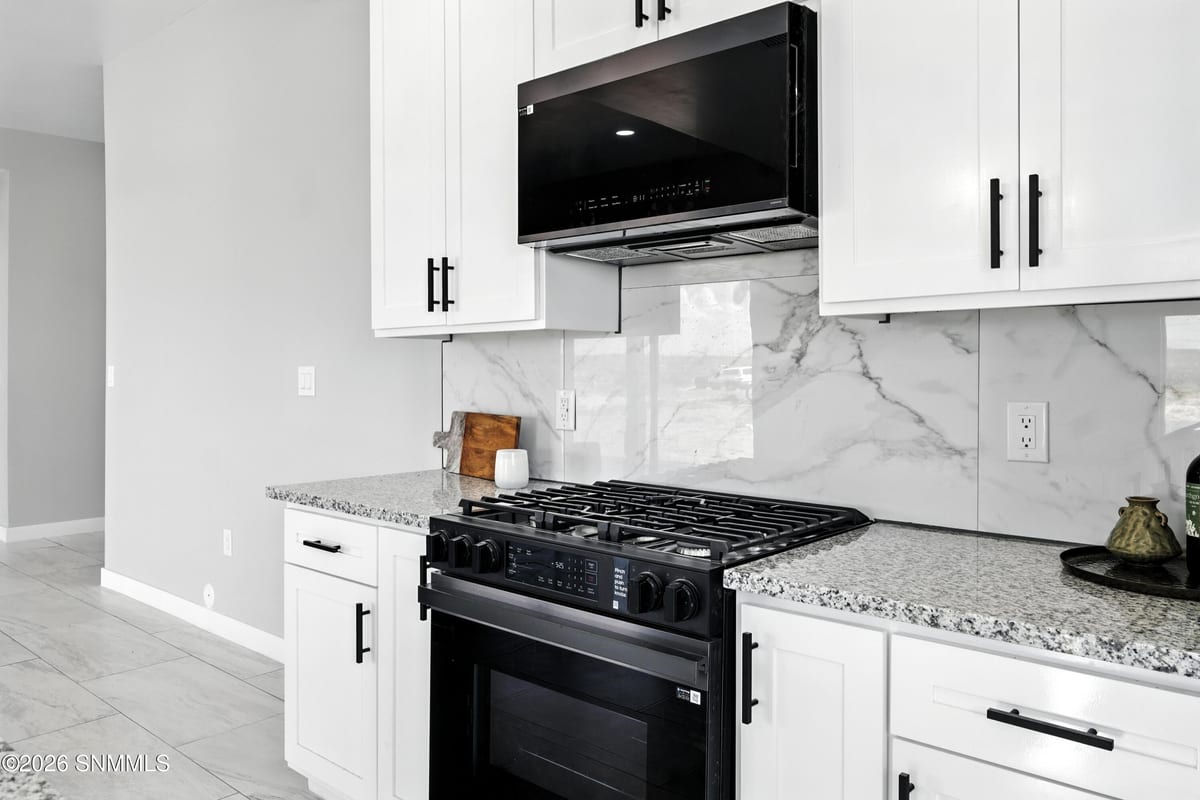 1260 Sahara Desert Drive, Chaparral, NM 88081 photo 6