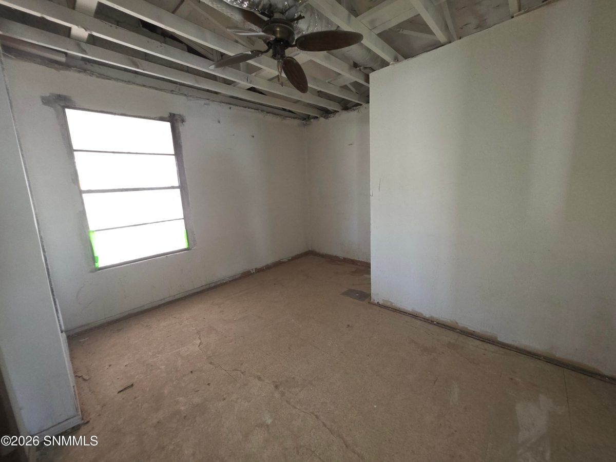 3202 Harrelson Street, Las Cruces, NM 88005 photo 6