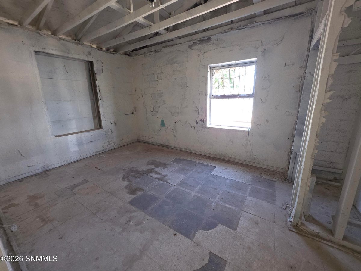 3202 Harrelson Street, Las Cruces, NM 88005 photo 7
