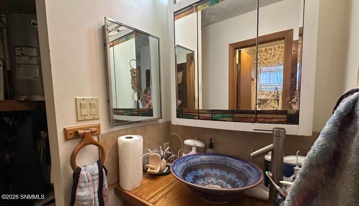 231 Las Palomas Road, Williamsburg, NM 87942 photo 14