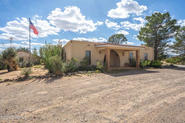 469 De Lara Estates Road, Chaparral, NM 88081 photo 2