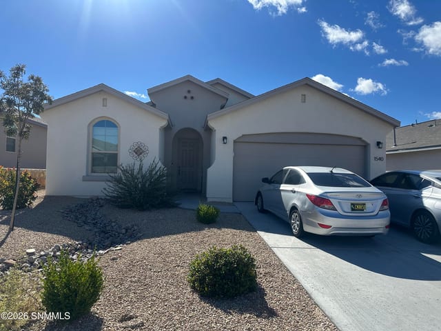 Casa unifamiliar à venda por $318,000: 1540 Devine Court, Las Cruces, NM – 4 quartos, 1,756 pés²