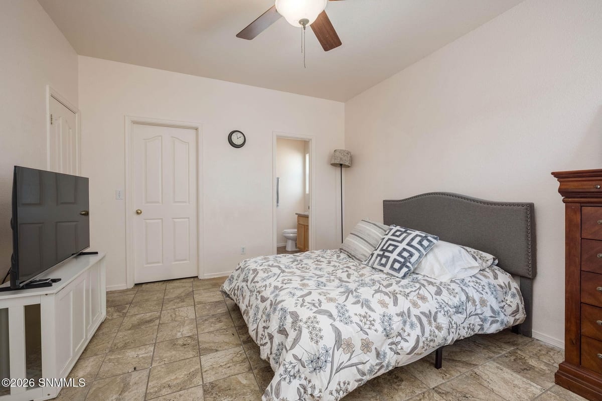 4490 Hillsboro Loop, Las Cruces, NM 88012 photo 13
