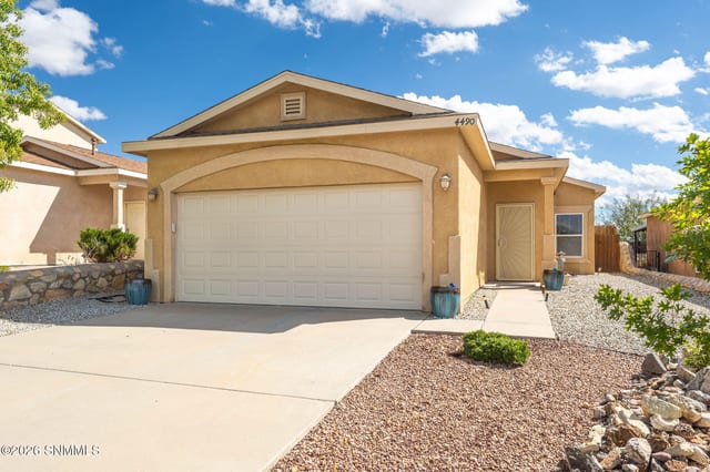 4490 Hillsboro Loop, Las Cruces, NM 88012 photo 2