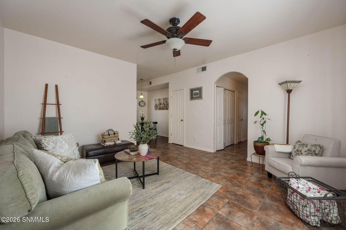 4490 Hillsboro Loop, Las Cruces, NM 88012 photo 4