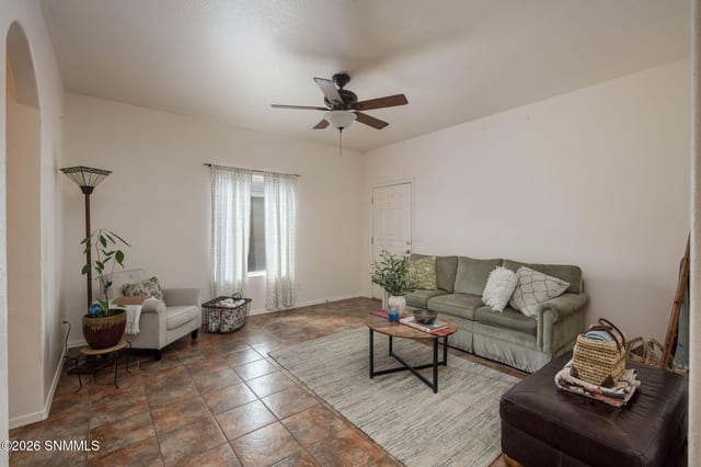 4490 Hillsboro Loop, Las Cruces, NM 88012 photo 5