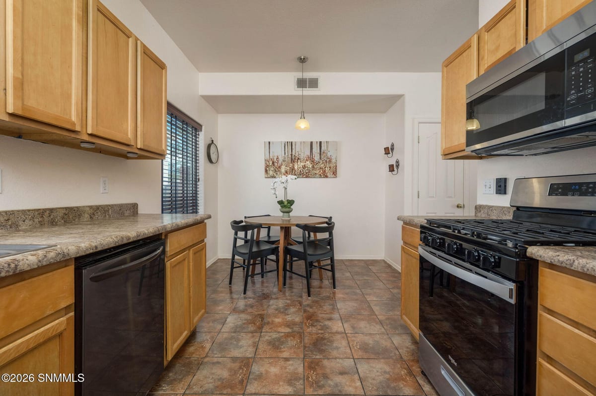 4490 Hillsboro Loop, Las Cruces, NM 88012 photo 8