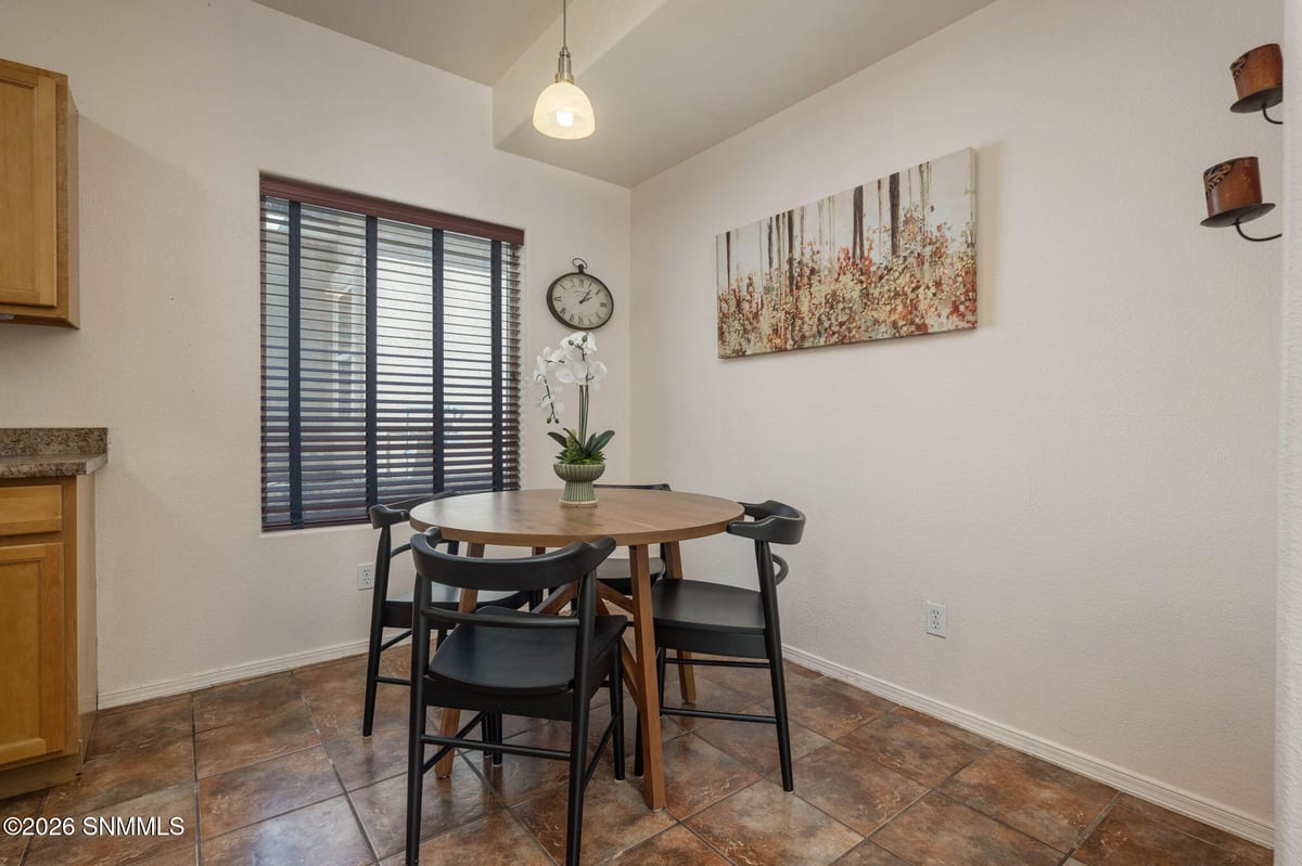4490 Hillsboro Loop, Las Cruces, NM 88012 photo 9