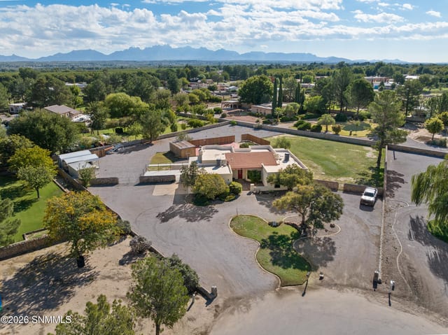 150 Horseshoe Circle, Las Cruces, NM 88007 photo 3