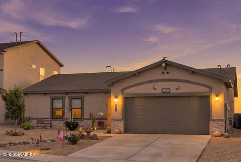 7250 Aretha Way en venta