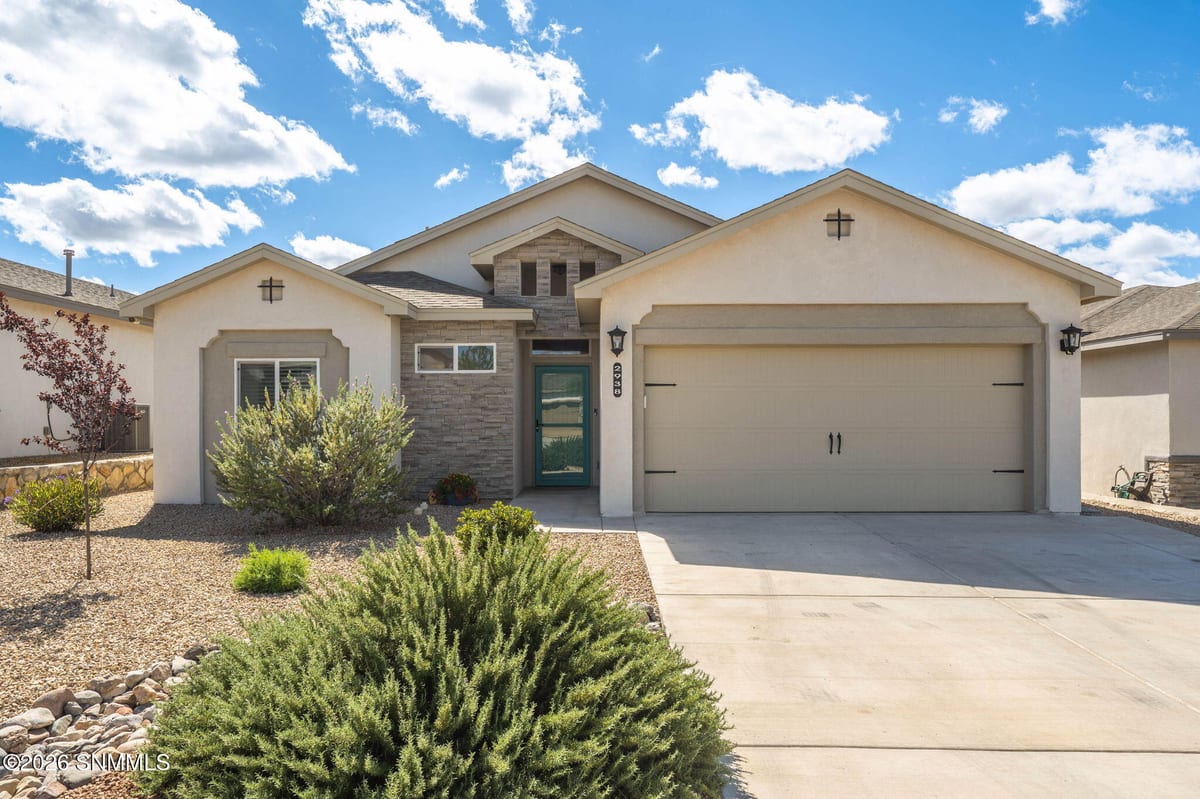 2938 Chance Road, Las Cruces, NM 88012 photo 2