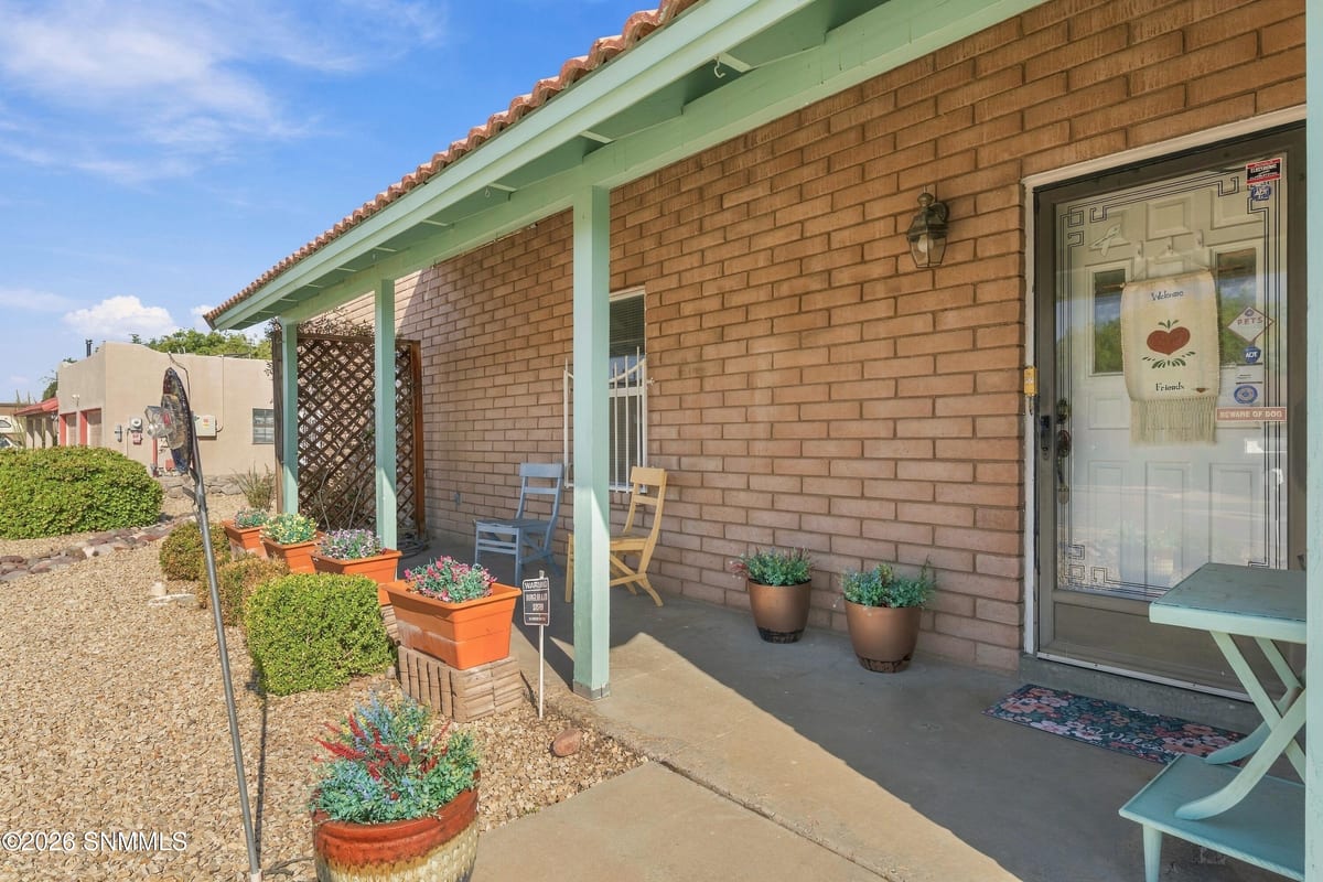 1253 Oakridge Drive, Las Cruces, NM 88005 photo 4