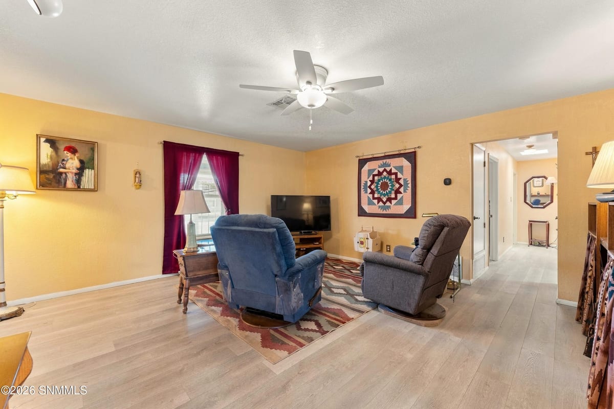 1253 Oakridge Drive, Las Cruces, NM 88005 photo 9