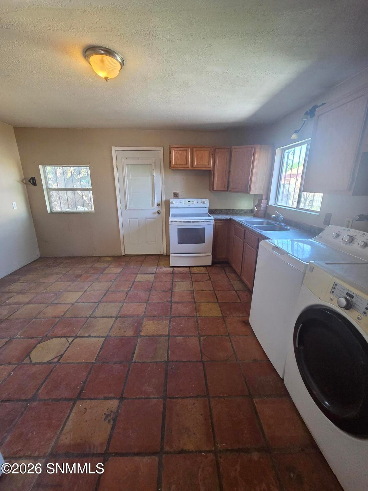 343 E Bowman Avenue, Las Cruces, NM 88001 photo 7