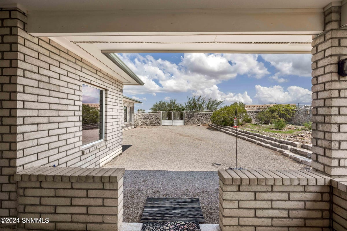 5073 Rock House Road, Las Cruces, NM 88011 photo 3