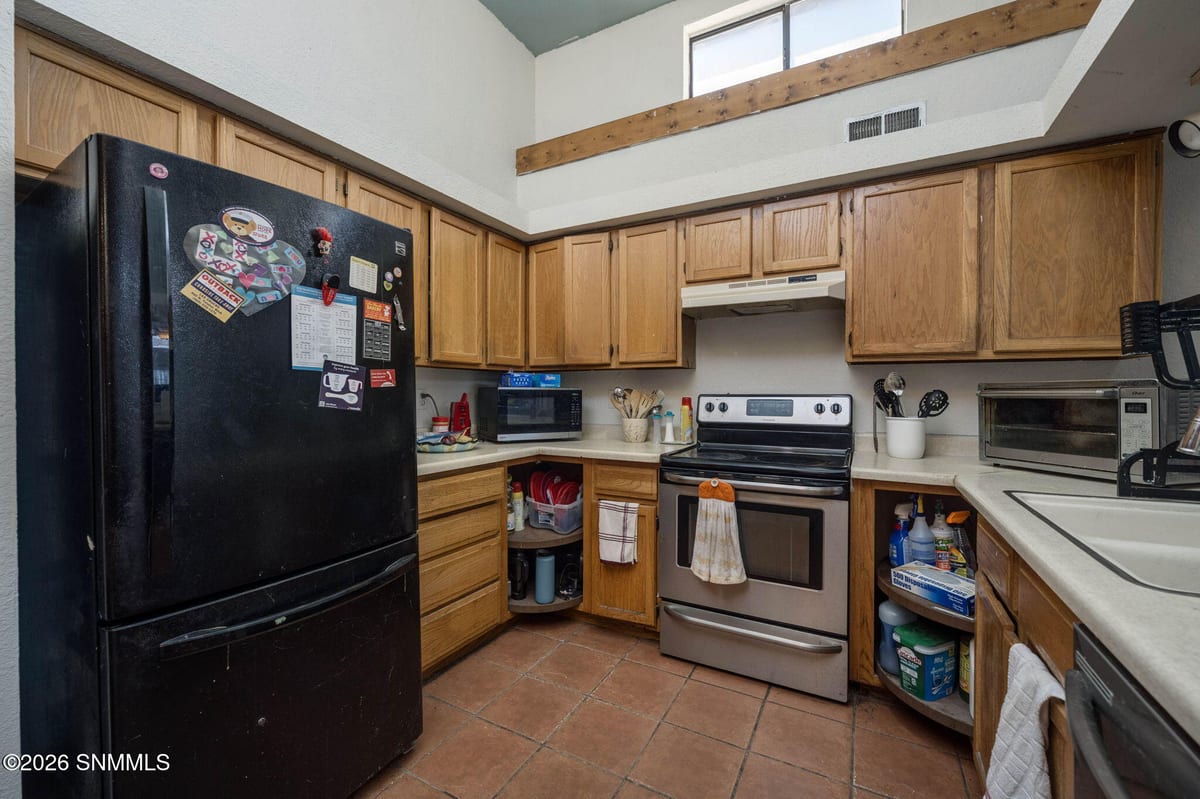 2055 Briarwood Lane, Las Cruces, NM 88005 photo 9