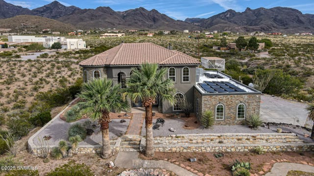 5041 Diamond Mine Road, Las Cruces, NM 88011 photo 2
