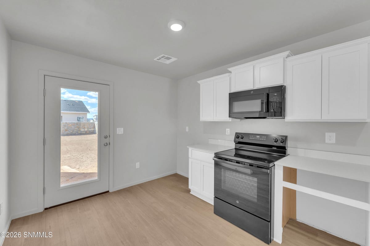 5592 Sierra Verde Place, Las Cruces, NM 88012 photo 12