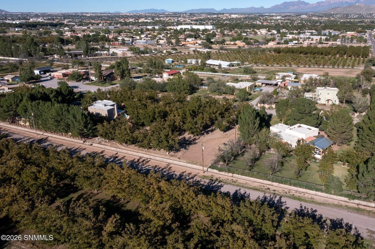 3992 Amistad Drive, Las Cruces, NM 88005 photo 12