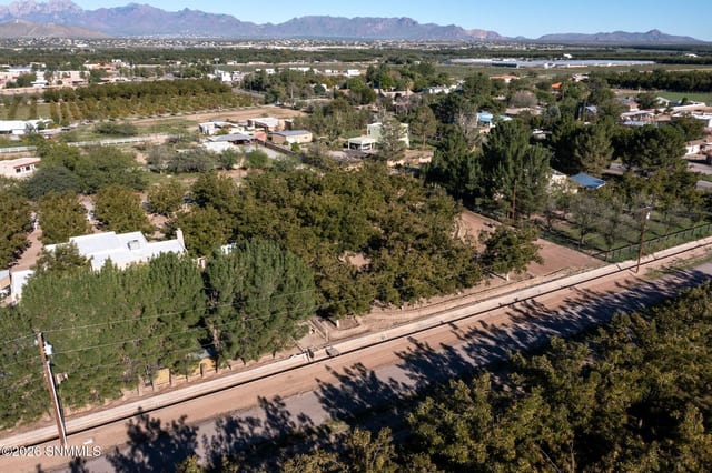 3992 Amistad Drive, Las Cruces, NM 88005 photo 5
