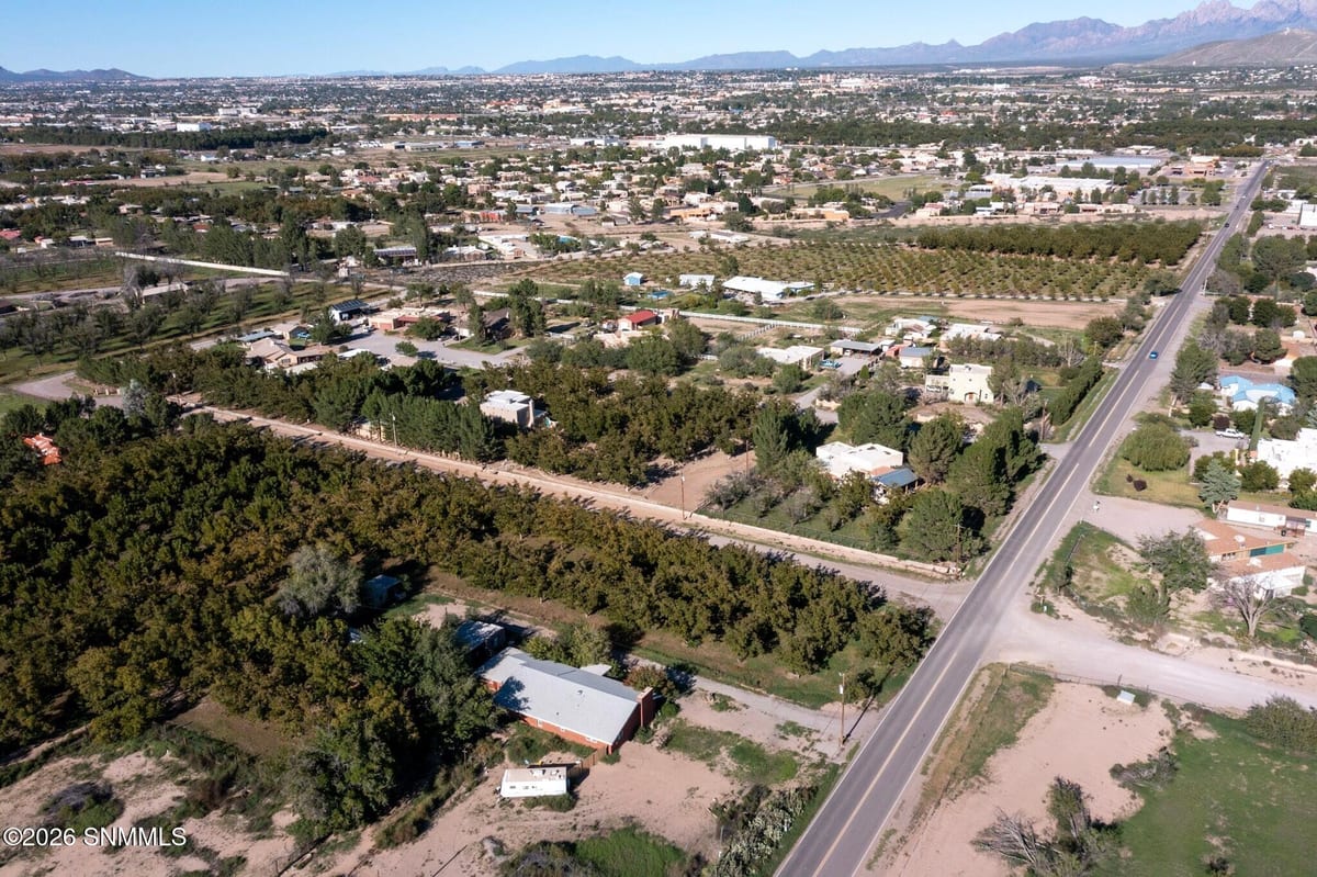 3992 Amistad Drive, Las Cruces, NM 88005 photo 9