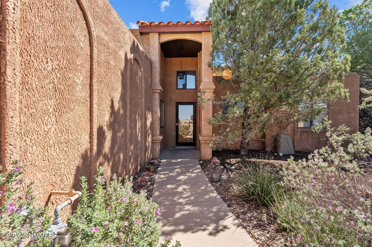 3922 Staghorn Court, Las Cruces, NM 88012 photo 6