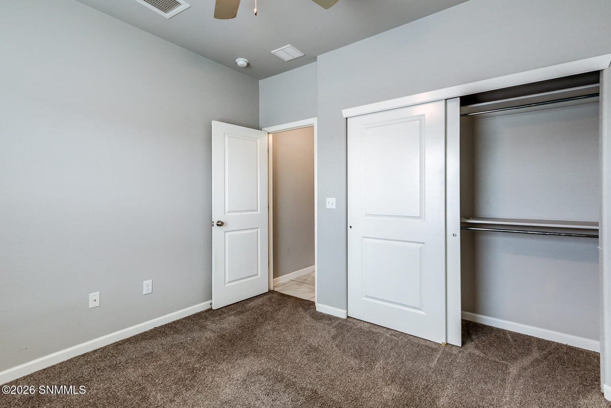 1093 Nickel Hill Avenue, Sunland Park, NM 88008 photo 2