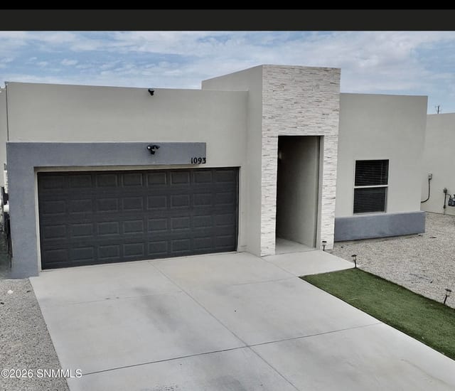 Casa unifamiliar en venta por $330,000: 1093 Nickel Hill Avenue, Sunland Park, NM – 3 recámaras, 1,655 pies²