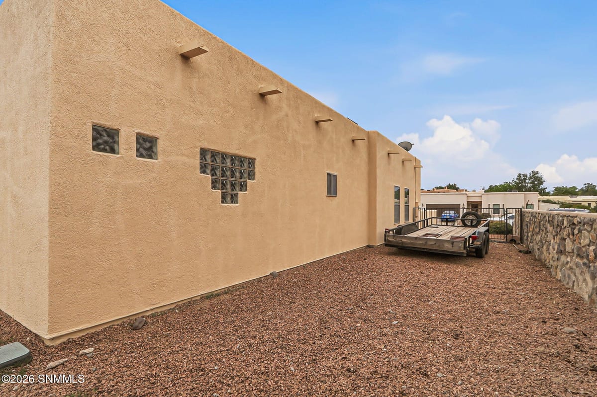 2907 Long Bow Loop, Las Cruces, NM 88011 photo 10